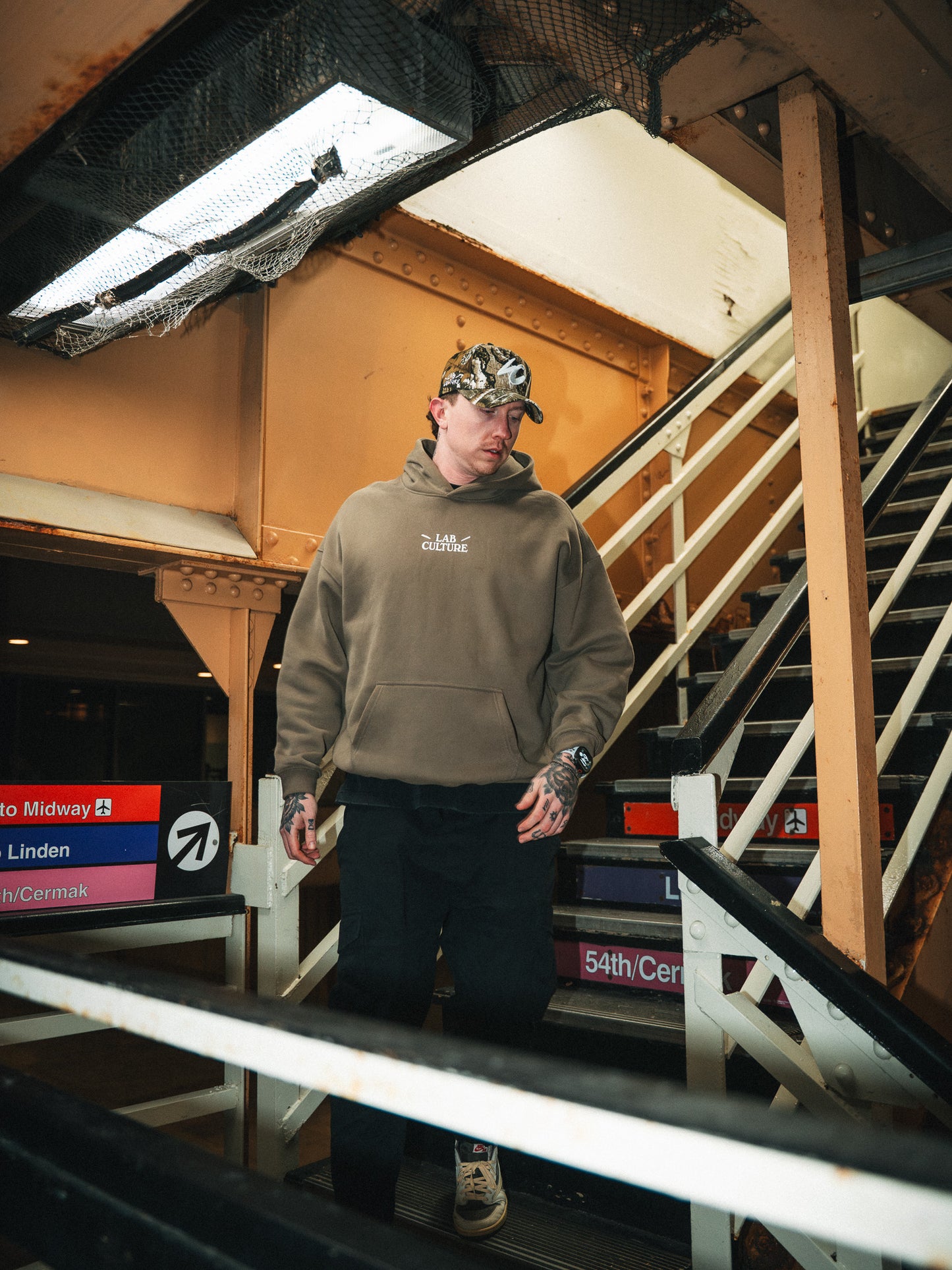 LATE NIGHT CREW HOODIE