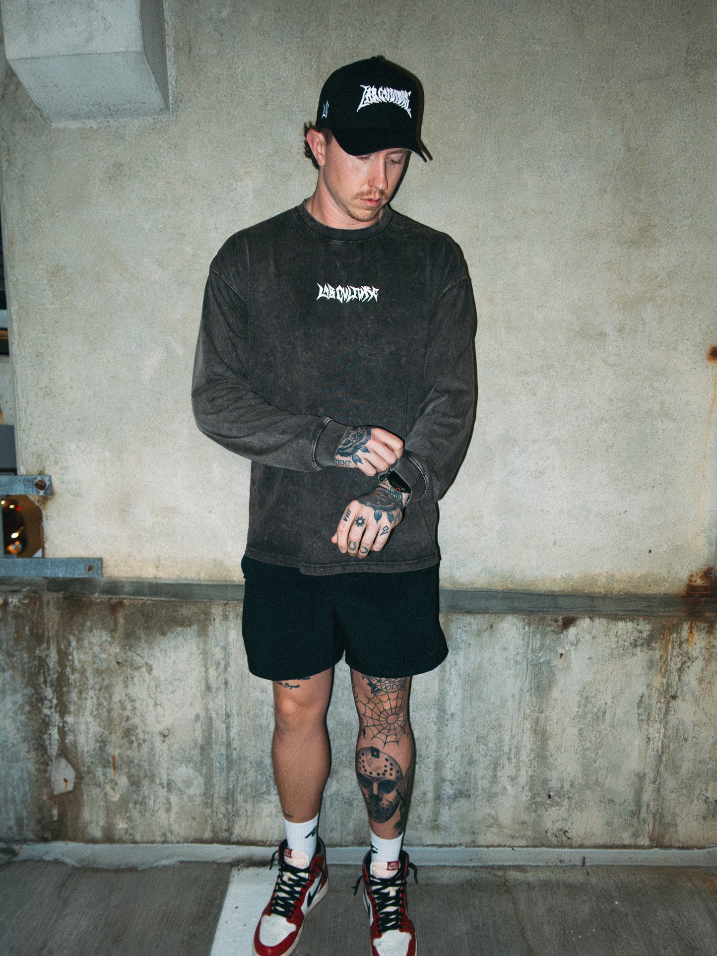 HEAVY METAL LONG SLEEVE