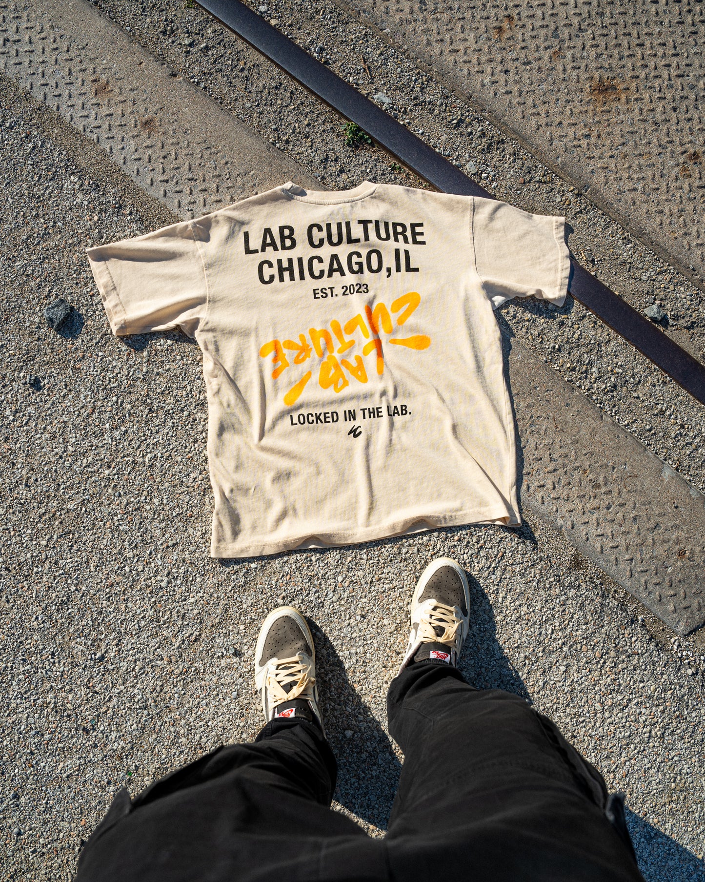 LOCKED IN THE LAB TEE - CREAM / ORANGE