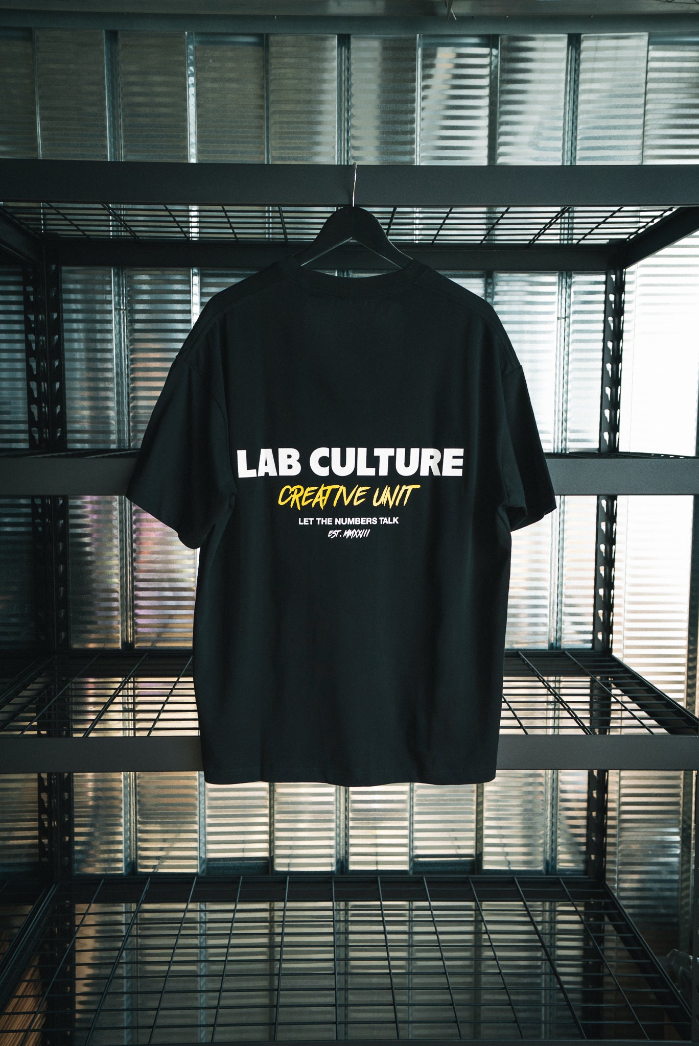 CREATIVE UNIT TEE - BLACK