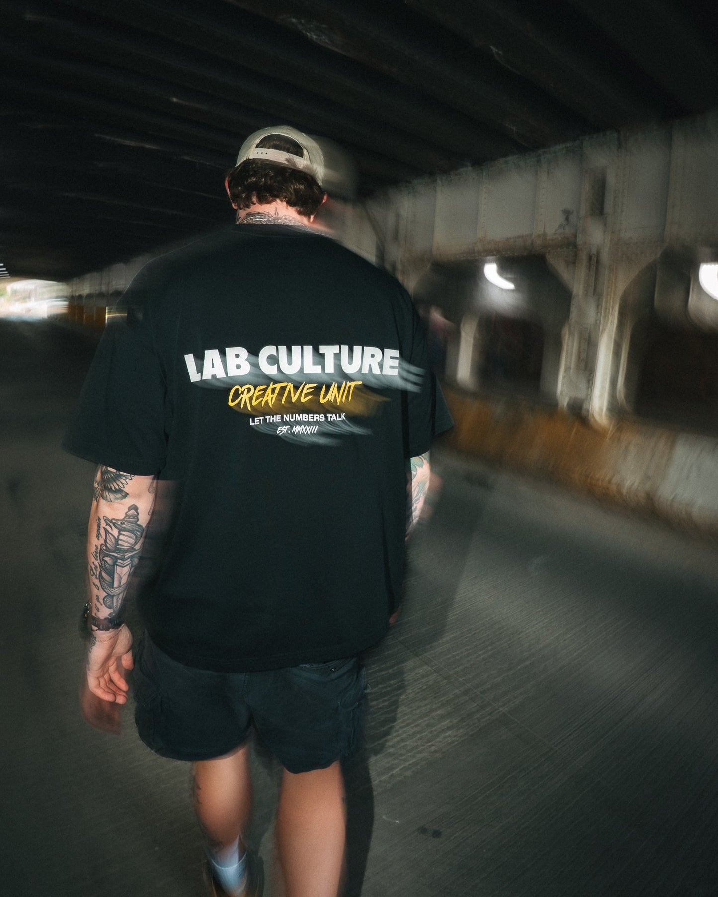 CREATIVE UNIT TEE - BLACK